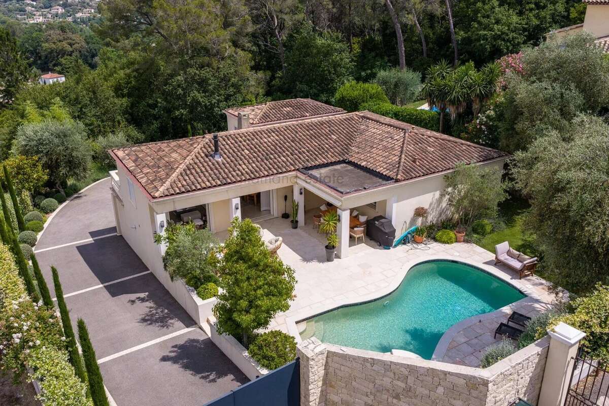 Maison à MOUANS-SARTOUX