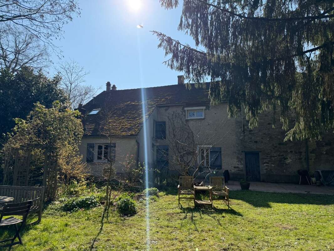 Maison à BOURRON-MARLOTTE