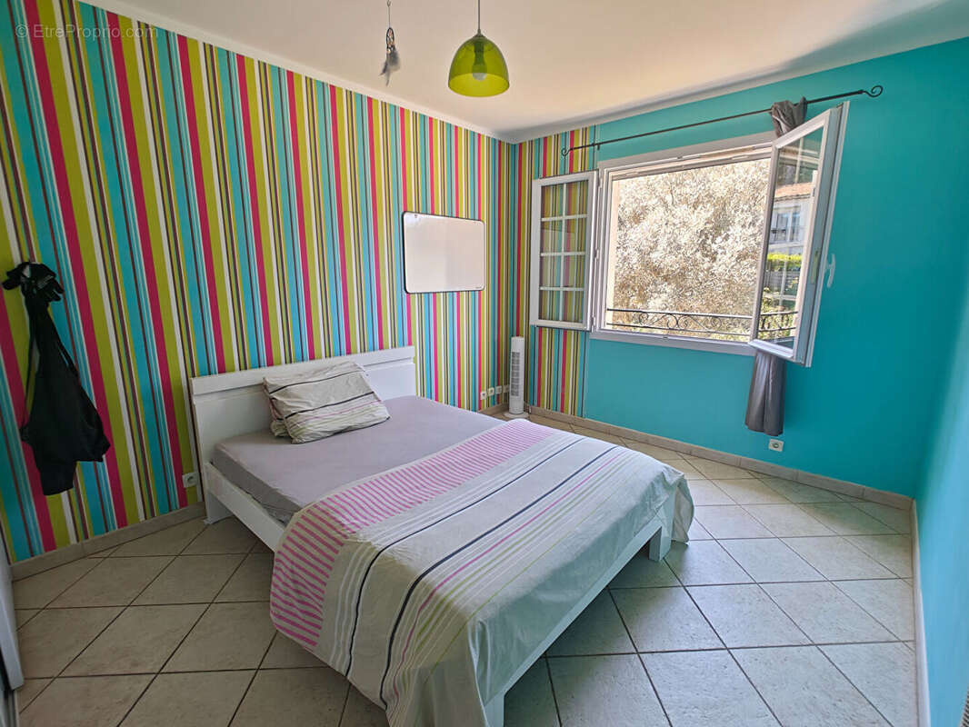 Maison à LA VALETTE-DU-VAR