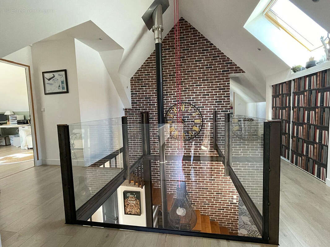 maison d'exception, DPE A, toutes commodités à pied - photo 12