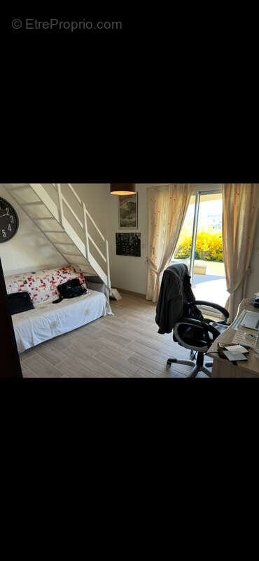 Maison à LA CHAPELLE-AUX-BROCS