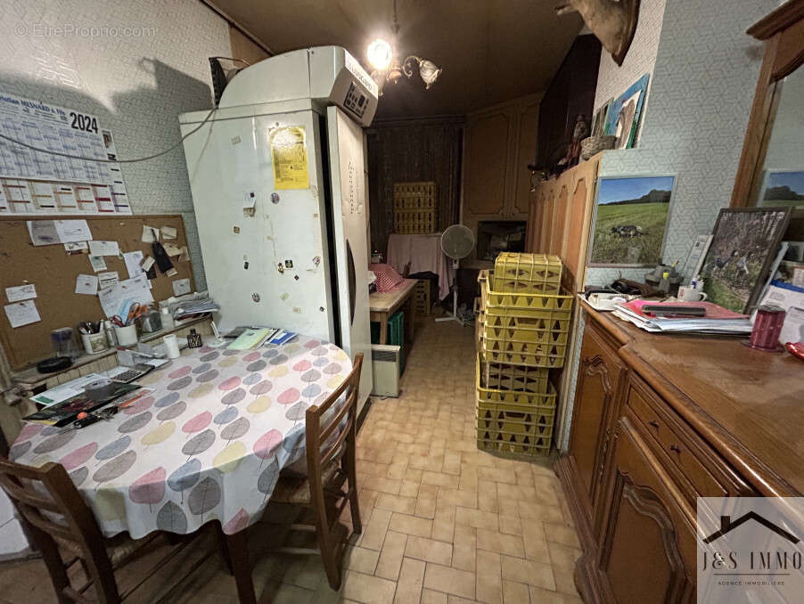 Maison à CHASSENEUIL-SUR-BONNIEURE