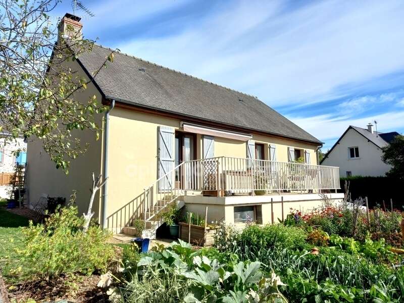 Maison à SAINT-GERMAIN-LE-FOUILLOUX