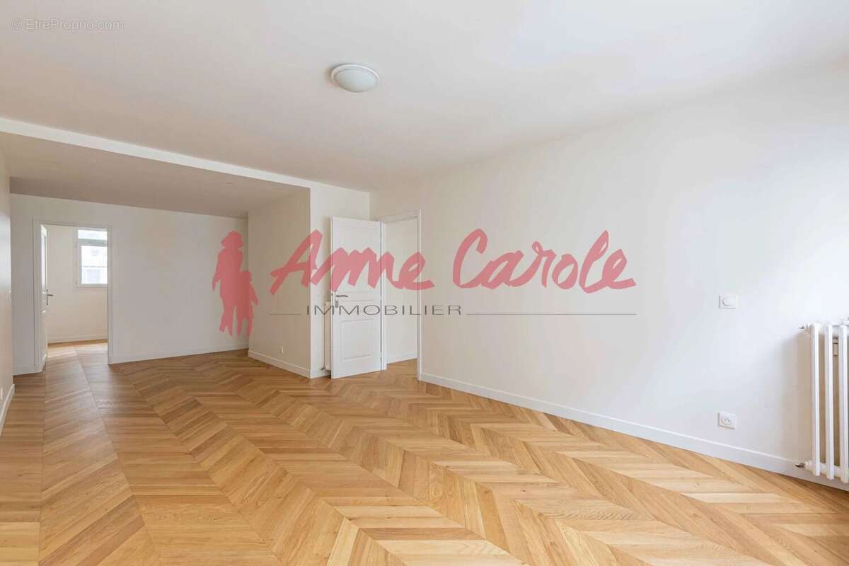 Appartement à PARIS-11E