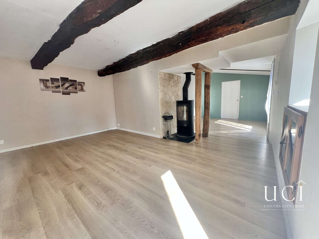Maison 119 m² à Rocheserviere  - photo 4