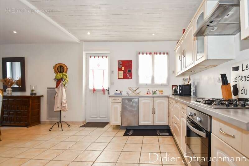 Maison à DOMPIERRE-SUR-MER