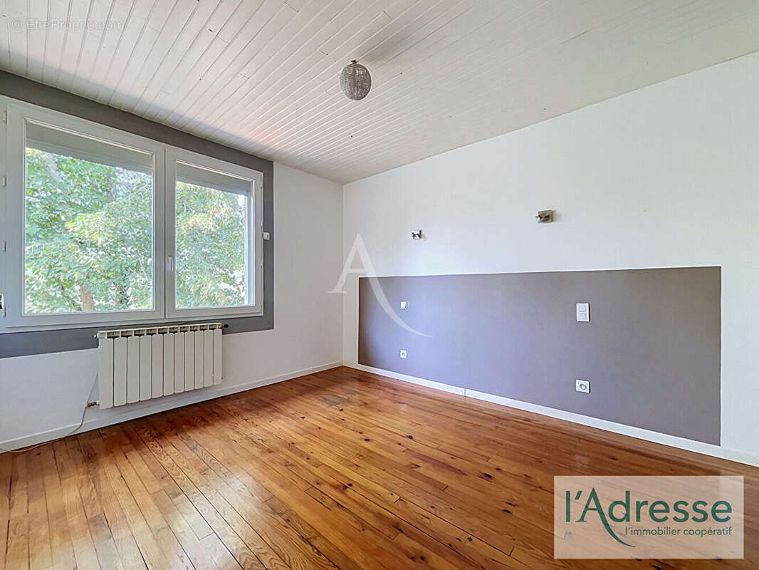 31620 Maison Villaudric T6 31620 - photo 13