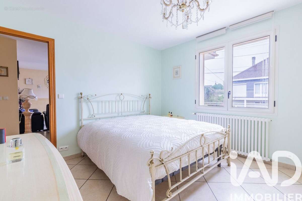 Photo 8 - Maison à MORANGIS