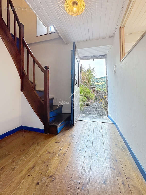 Maison Pierres T3 au calme avec terrasse et jardin - photo 7
