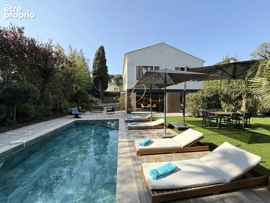 Photo Maison à La Croix-Valmer au prix de 2 300 000€