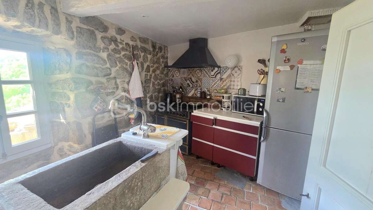 Maison à LAVIOLLE