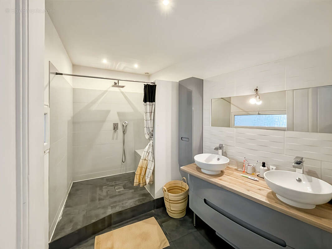 Appartement à CHATEAURENARD