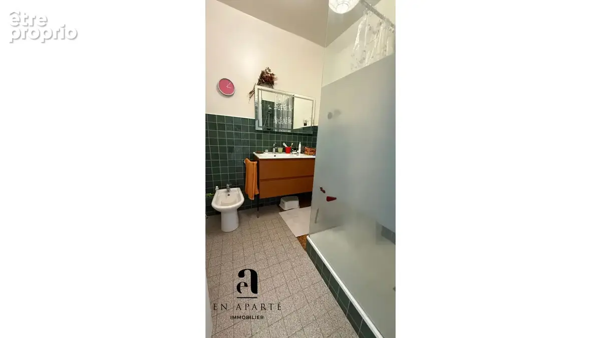 Grand appartement T3 très lumineux au dernier étage, traversant Est/Ouest - photo 13
