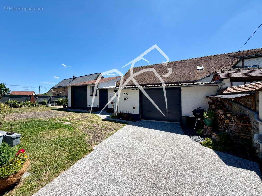 Maison de campagne    108 m²   exclusivite   terres de bord ( 27400 ) - photo 9