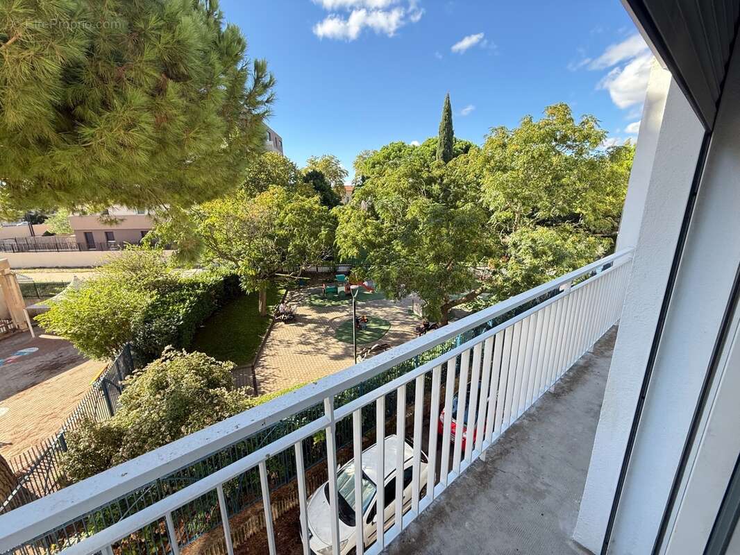 Appartement 106 m² avec parking et vue parc à Béziers Champs de Mars - photo 5
