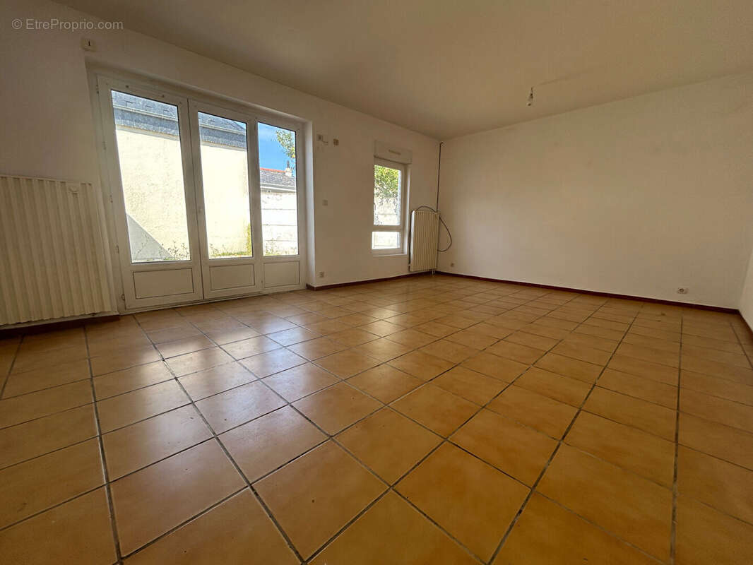 Exlusivite agence giboire a vendre maison de plain pied saint malo commerces transport garage - photo 2