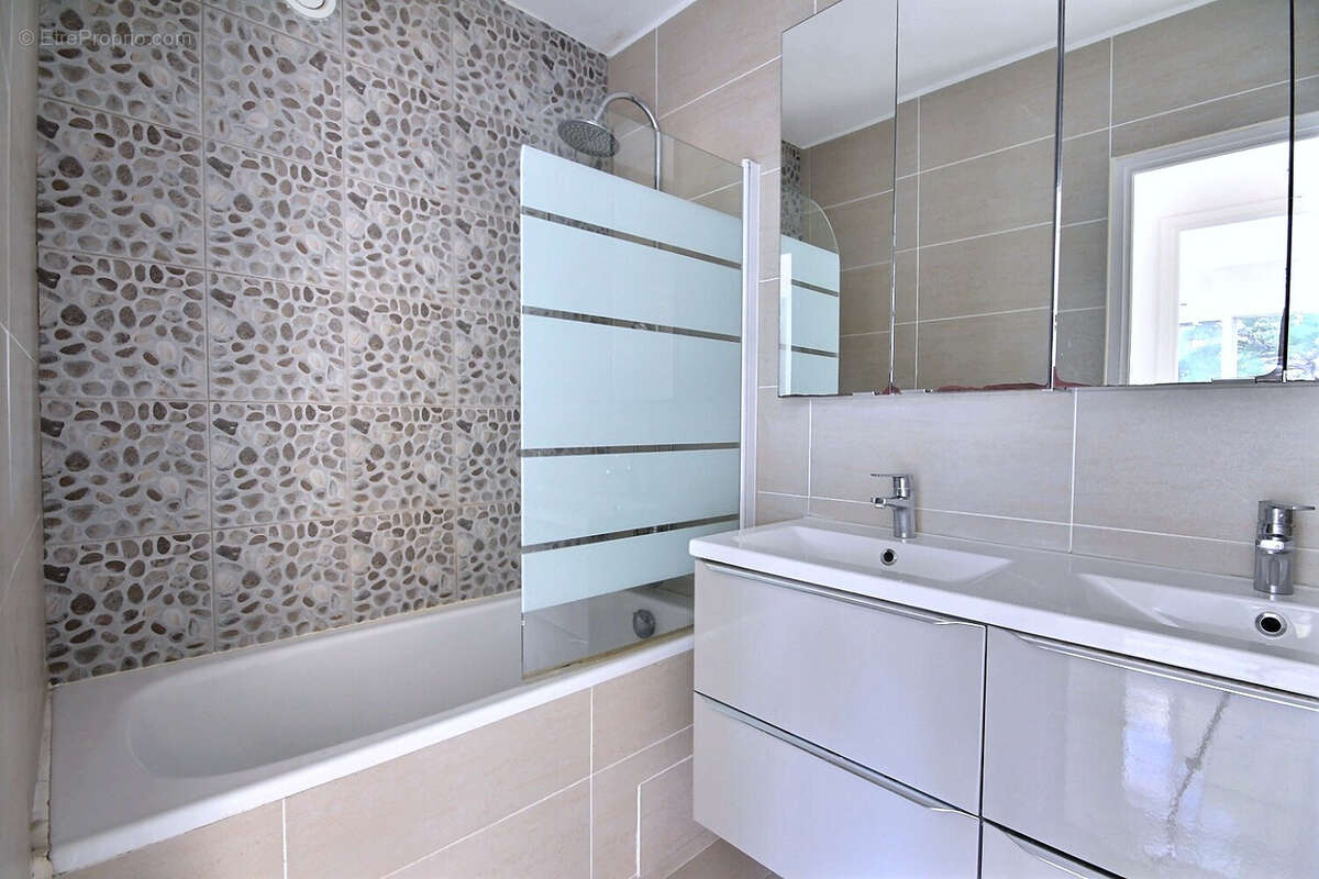 Appartement à MARSEILLE-10E