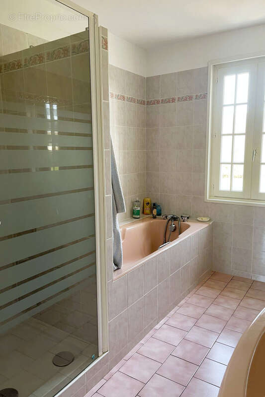 Maison à PERRIGNY-SUR-LOIRE