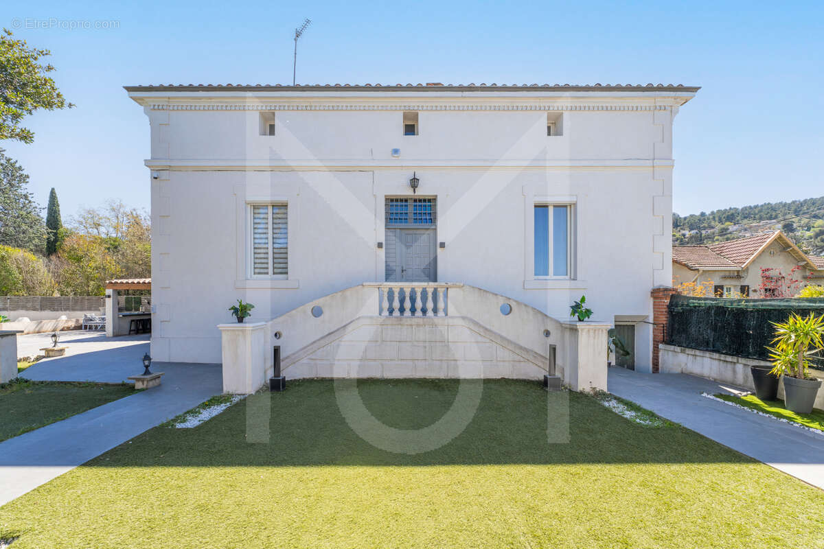 Maison à MARSEILLE-11E