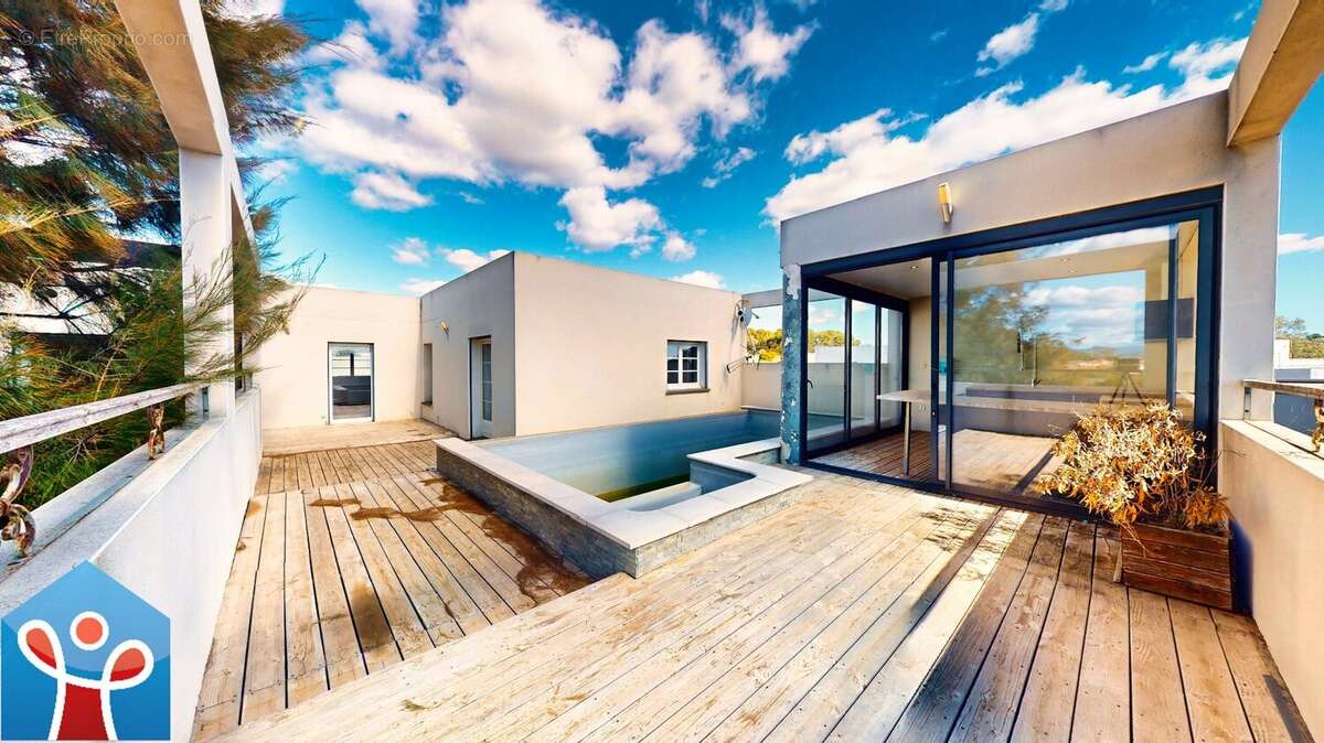 Commerce à LIGNAN-SUR-ORB