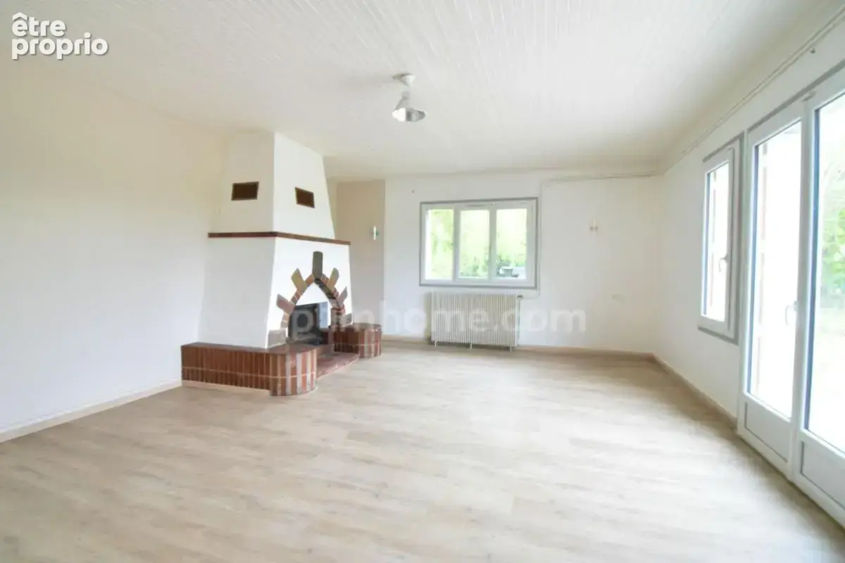 *** exclusivite *** propriete rare : maison dependances et terrain *** saint-jean-d'heurs 63190 *** - photo 4