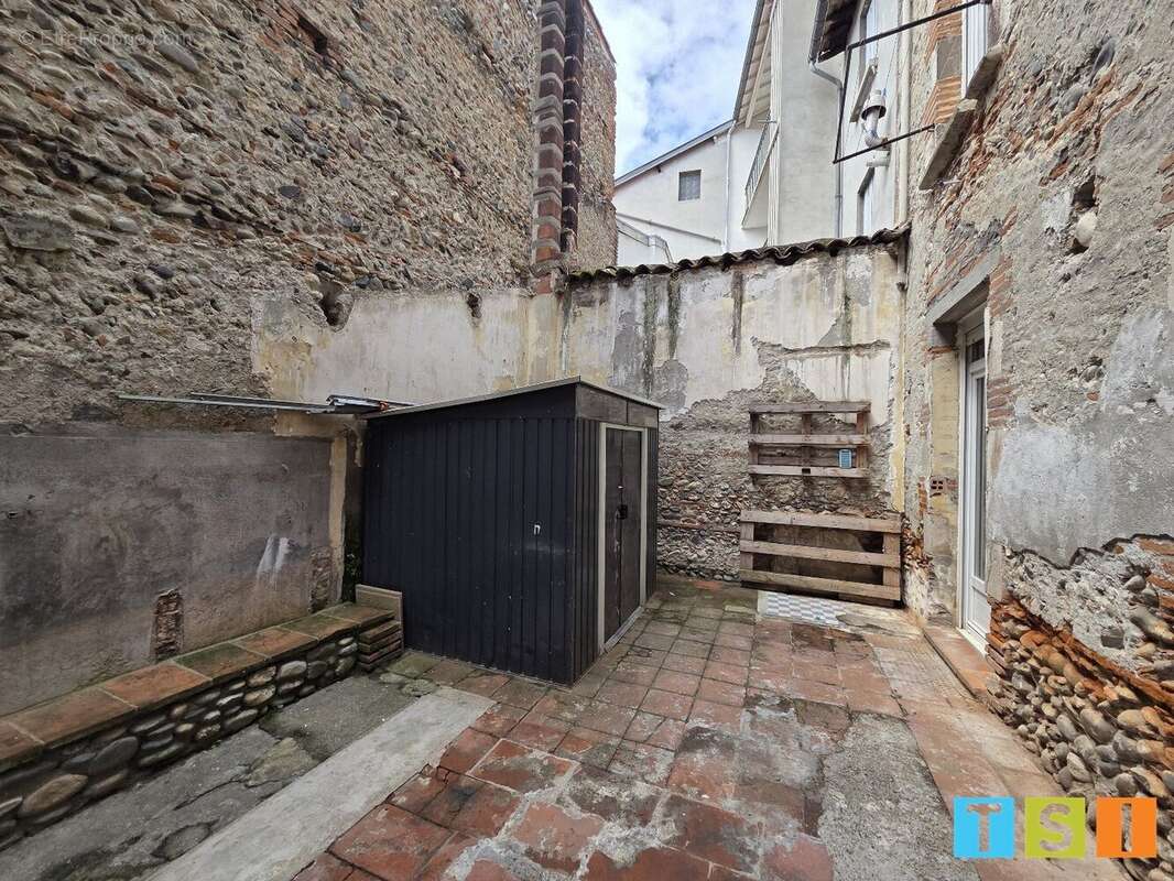 Appartement de 80 m² sur 2 étages avec 1 cour de 43 m², centre ville - photo 17