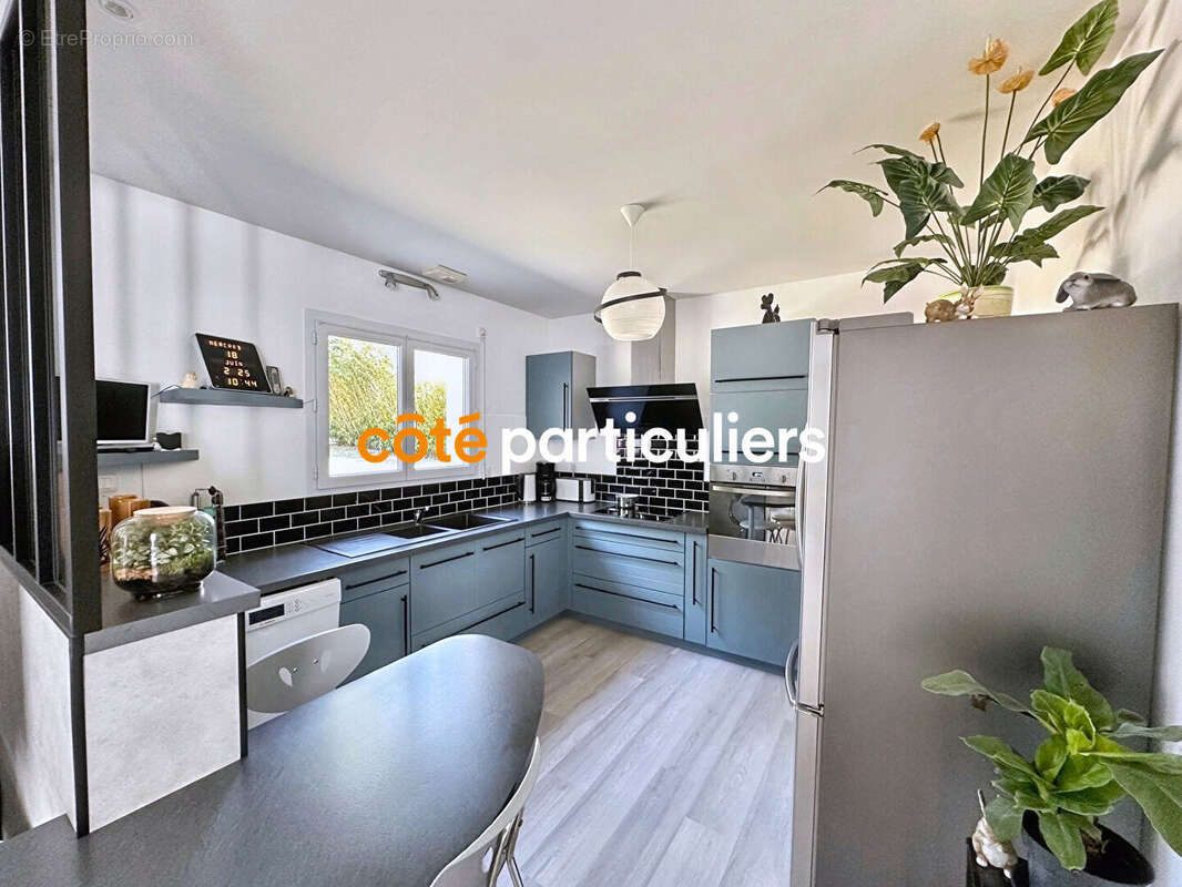 Maison à FERRIERES-HAUT-CLOCHER