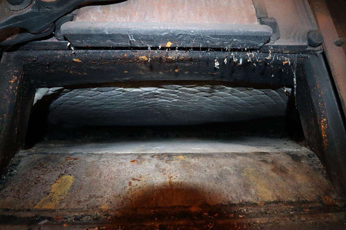 Maison à AUBUSSON-D&#039;AUVERGNE