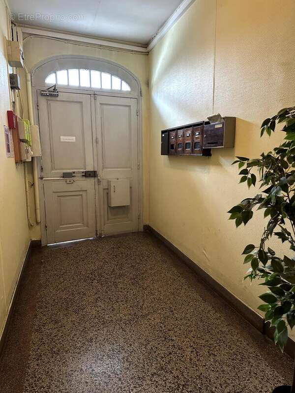 Photo 2 - Appartement à REIMS