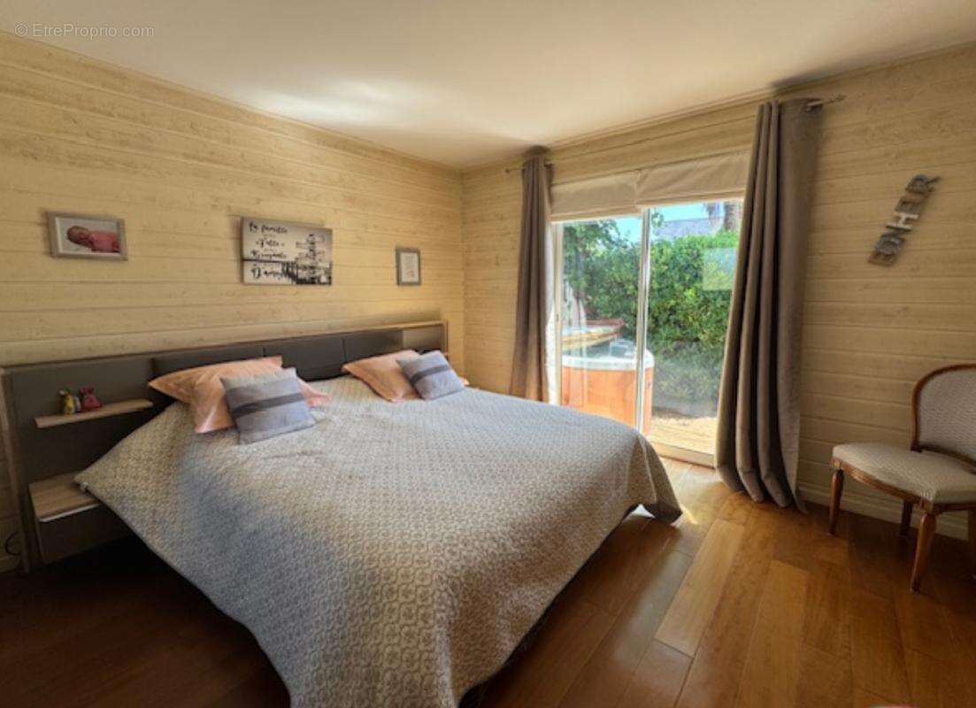 Maison à COUDEVILLE-SUR-MER