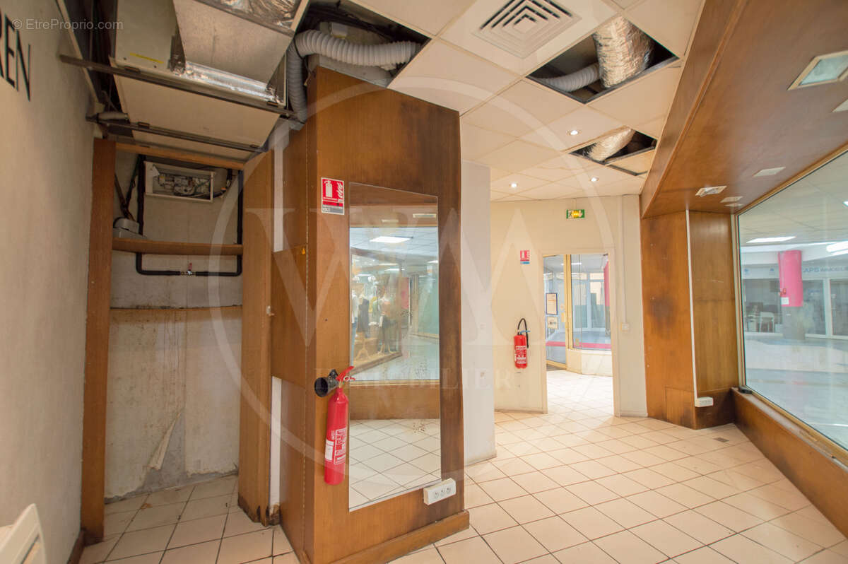 Commerce à CAGNES-SUR-MER