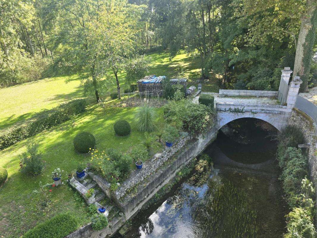 Maison à VILLETOUREIX