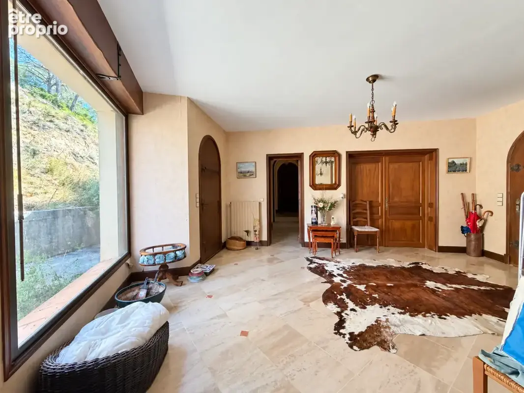 Propriété avec 6 chambres dans un cadre exceptionnel - photo 5