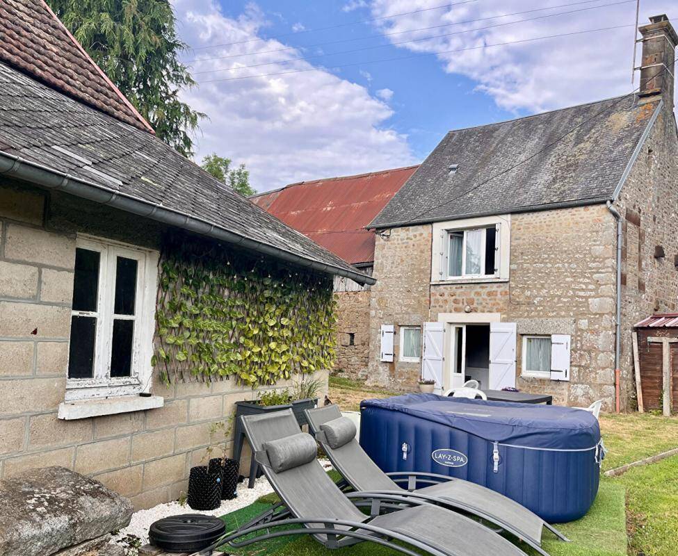 Maison à SEGRIE-FONTAINE