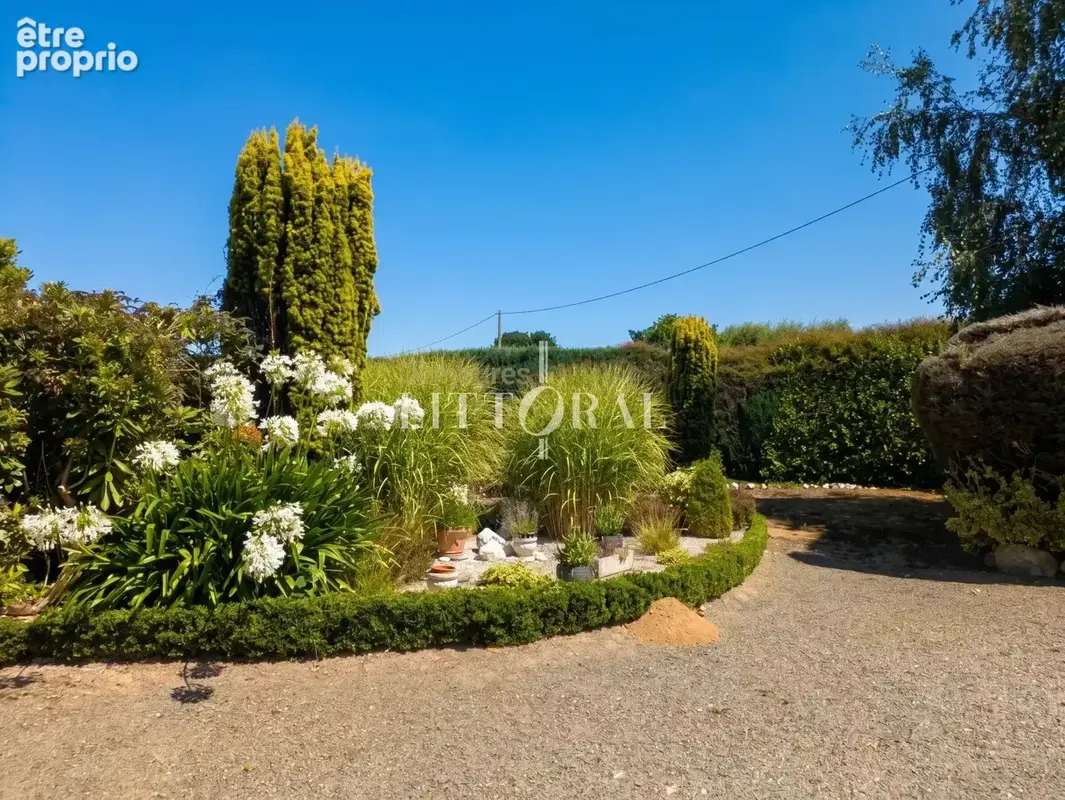 Exclusivité : Propriété en pierre proche de la mer et des plages - photo 10