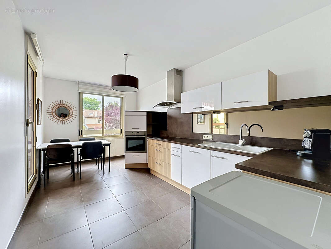 Appartement à LYON-5E