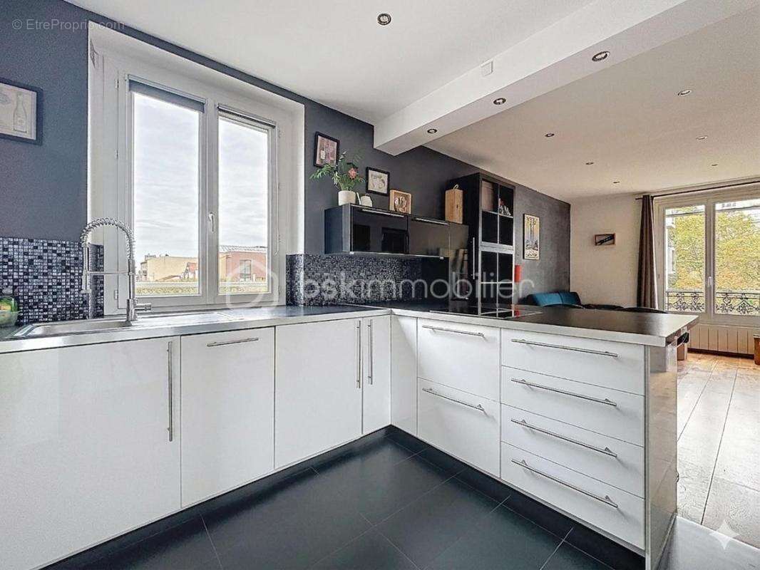 Appartement à RUEIL-MALMAISON