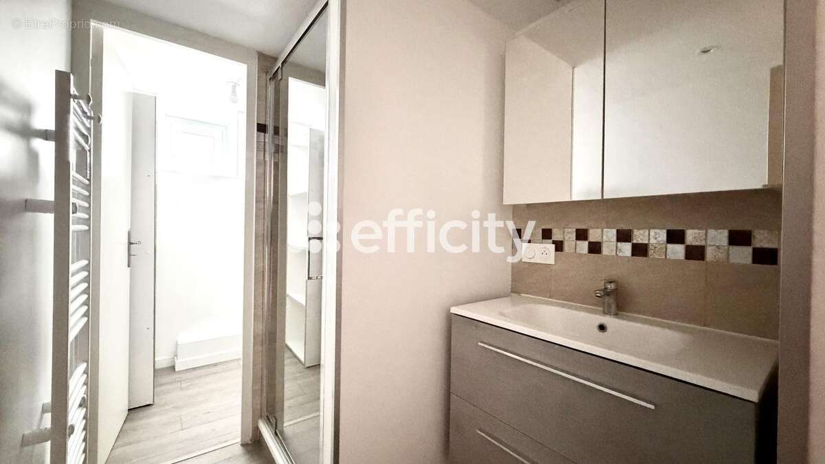 Appartement à LAMBALLE
