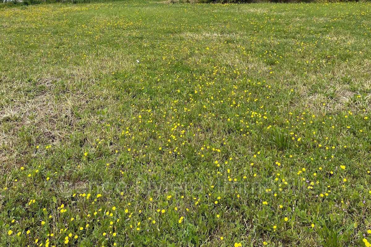 Terrain à ROQUEVAIRE