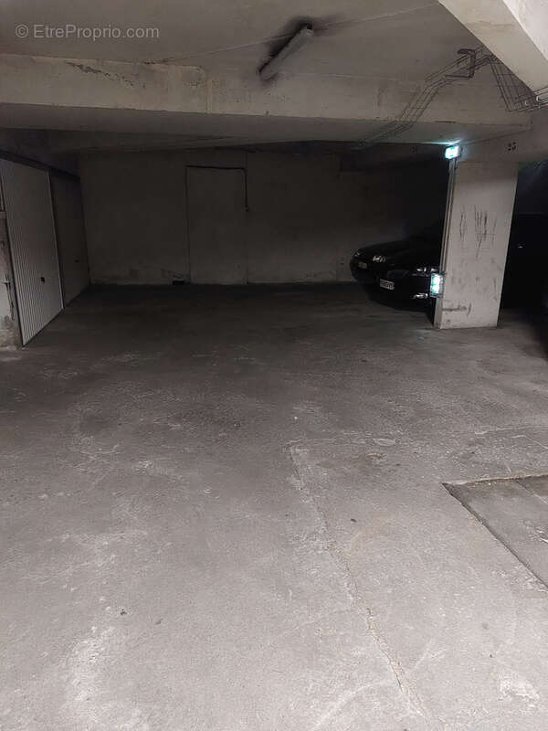 Parking à NICE