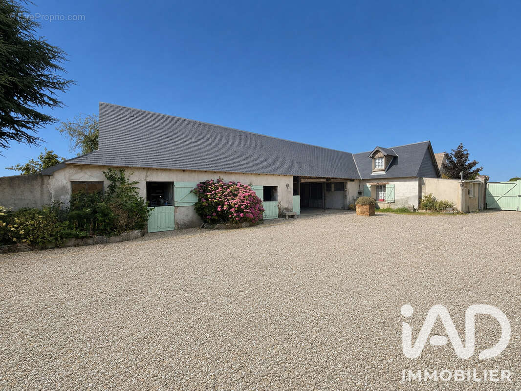 Maison 178 m² à Tremblay-Les-Villages  - photo 9