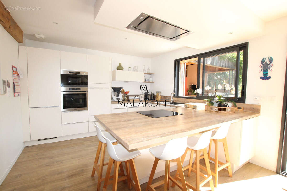 Maison 170 m² à Rennes  - photo 2