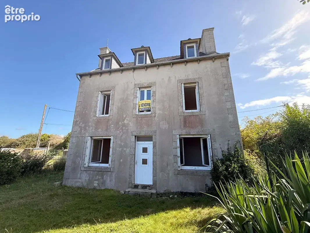 Plougoulm, maison à rénover pieds dans l'eau - photo 2