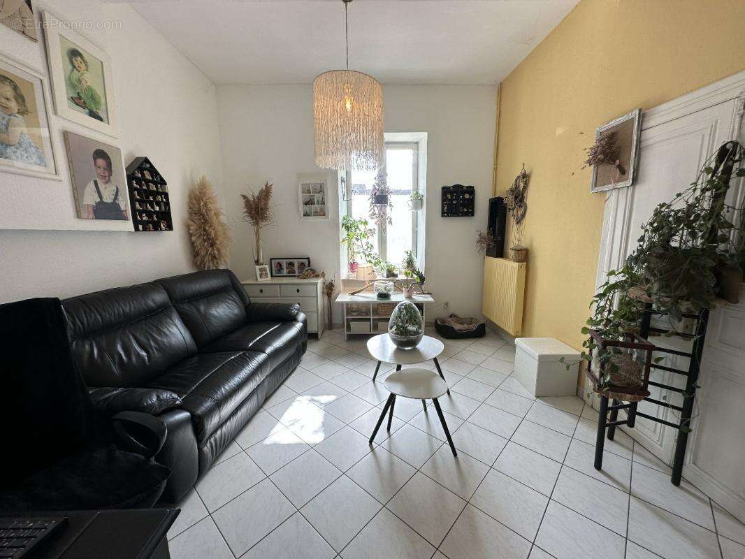 Maison à CAUNES-MINERVOIS
