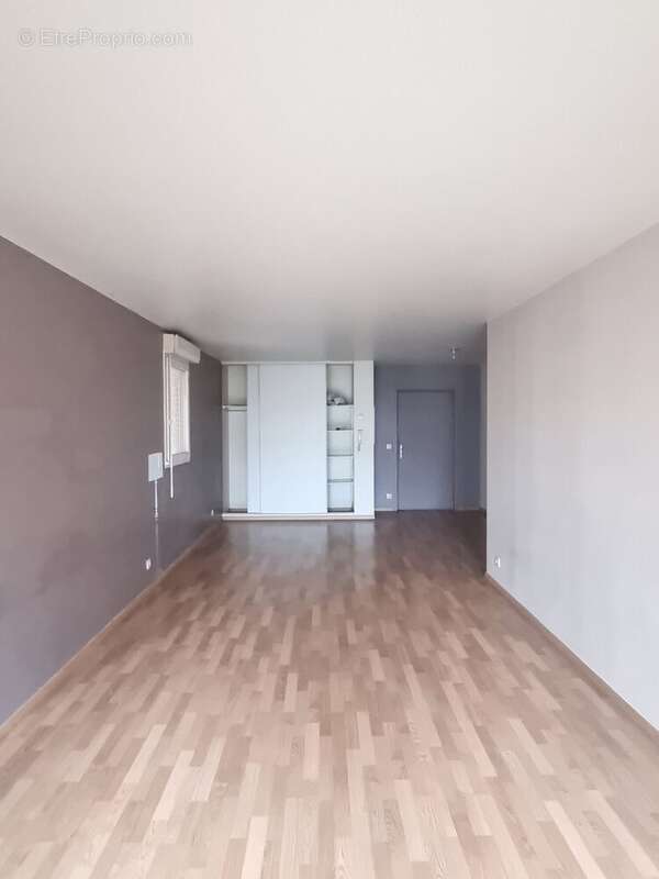 Appartement 67 m² à Montreuil  - photo 2