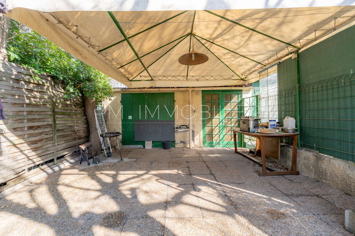 Appartement à MARSEILLE-15E