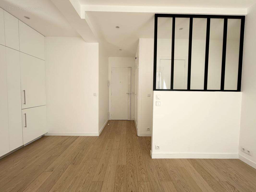 Appartement à PARIS-20E