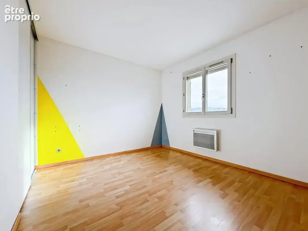 TOULAUD - Maison familiale de 137 m² avec piscine et sous-sol complet – Toulaud (à 20 min de Valence) - photo 12