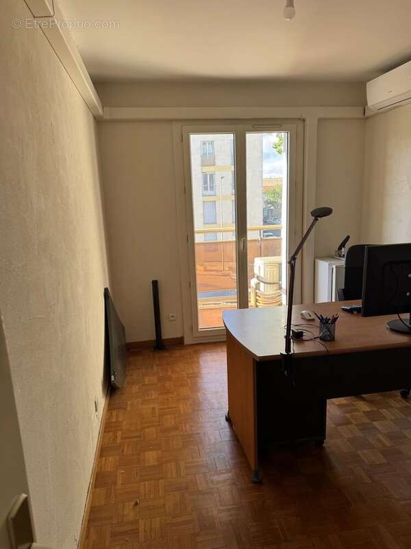 Appartement à SALON-DE-PROVENCE