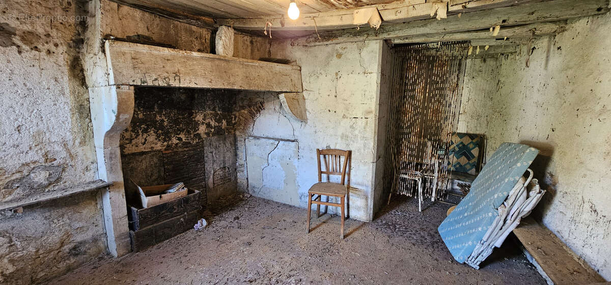 Maison à SAINT-GERMAIN-DES-BOIS